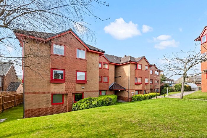 2 Bedroom Flat For Sale In Franklynn Road, Horsted House Whitelands Franklynn Road, RH16