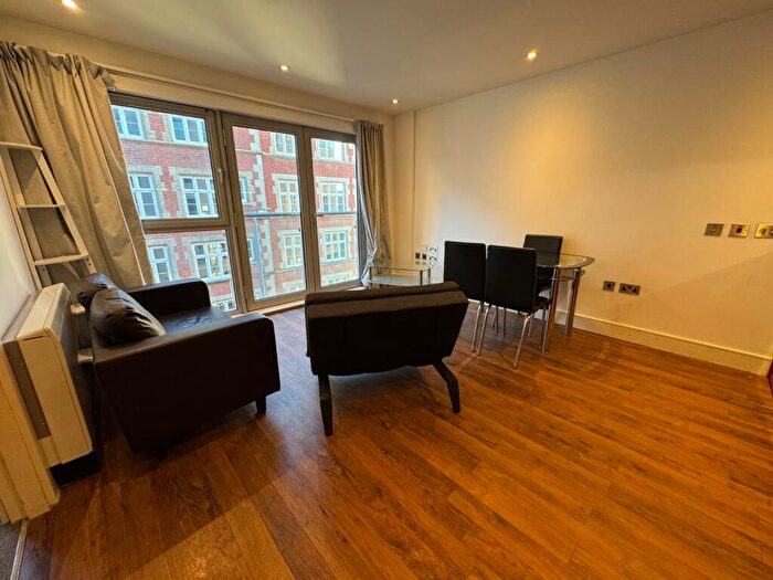 2 Bedroom Flat To Rent In Hanley Street, Nottingham, Nottinghamshire, NG1