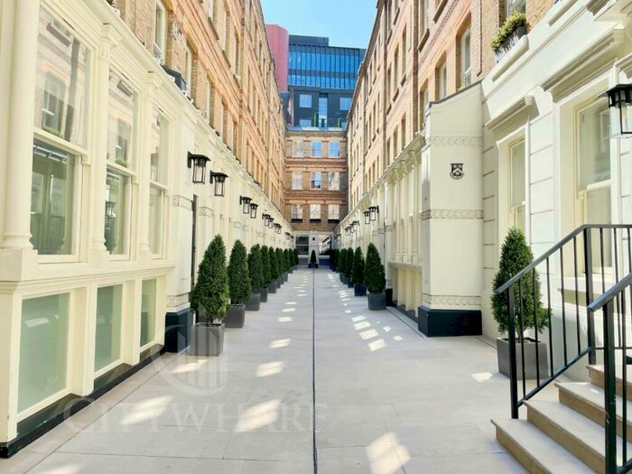2 Bedroom Apartment To Rent In Lse/Ucl/Kcl Pinks Mews, Dyers Building, London, EC1N