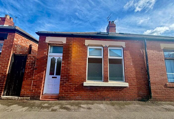 2 Bedroom Bungalow For Sale In Leeds Street, Sunderland, SR6