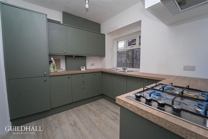 3 Bedroom Semi Detached House To Rent In Kingsway, Ashton-On-Ribble, Preston, PR2