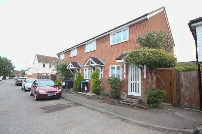 1 Bedroom Terraced House To Rent In North Road, Woking, GU21