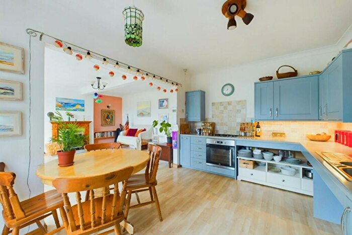 4 Bedroom Detached House For Sale In Osmaston Road, Stourbridge, DY8