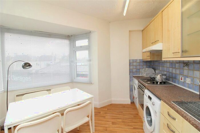 2 Bedroom Apartment To Rent In Hale Lane, London, NW7