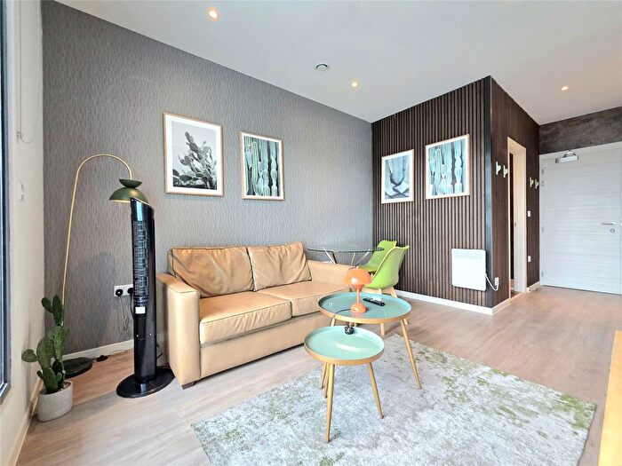 Studio To Rent In High Street, Orpington, BR6