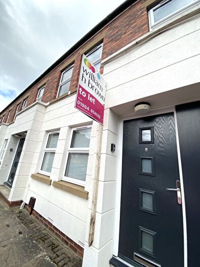 2 Bedroom Flat To Rent In Escrick Street, York, YO10