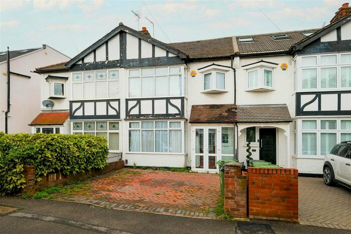 3 Bedroom Terraced House To Rent In Normanshire Drive, Chingford, E4