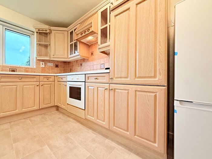 2 Bedroom Apartment To Rent In Alexandra Road, Burton-On-Trent, DE15