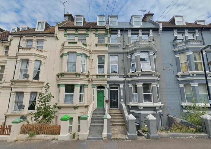 1 Bedroom Flat To Rent In Cornwallis Terrace, Hastings, East Sussex, TN34