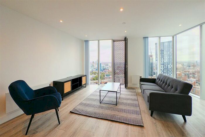 2 Bedroom Apartment To Rent In The Blade, M15