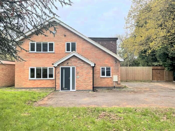 4 Bedroom Detached House To Rent In Stanhope Glade, Bretby, Burton-On-Trent, DE15