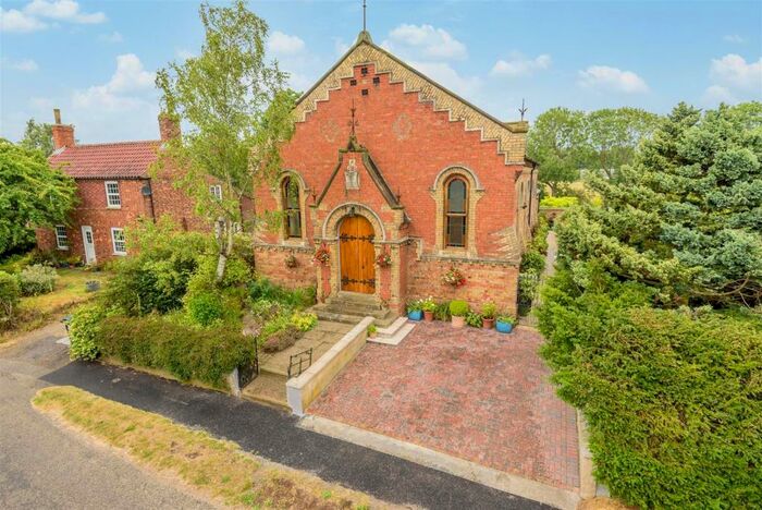 4 Bedroom Detached House For Sale In Chapel Lane, Belchford, Horncastle, LN9