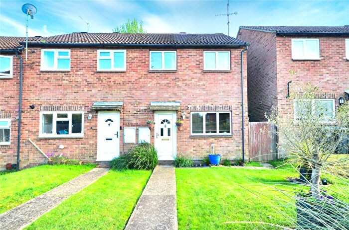 3 Bedroom End Of Terrace House For Sale In Sycamore Drive, East Grinstead, West Sussex, RH19