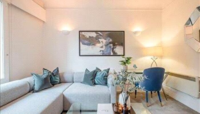 2 Bedroom Apartment To Rent In Park Road, London, NW8