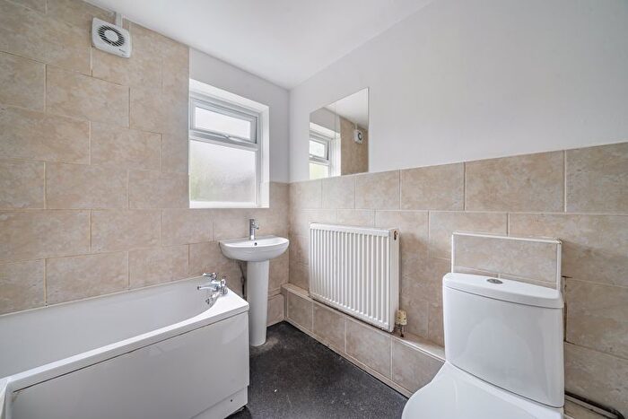 3 Bedroom Terraced House For Sale In Lower Road, Kenley, CR8