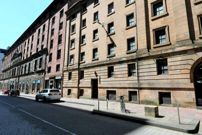 2 Bedroom Flat To Rent In James Watt Street, Glasgow, G2