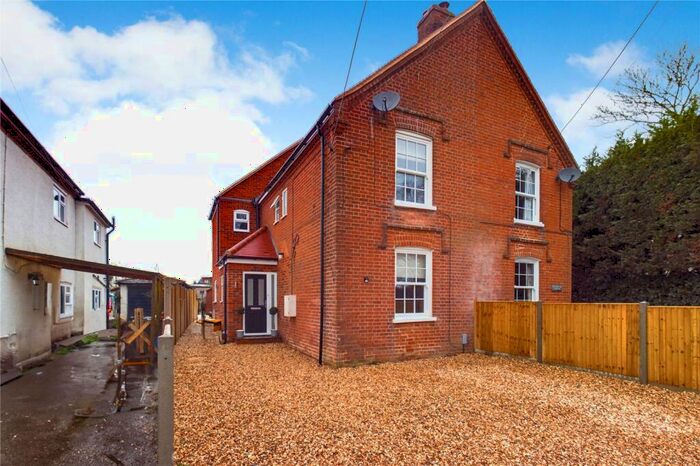 3 Bedroom Semi-Detached House For Sale In Beech Hill Road, Beech Hill, Reading, Berkshire, RG7