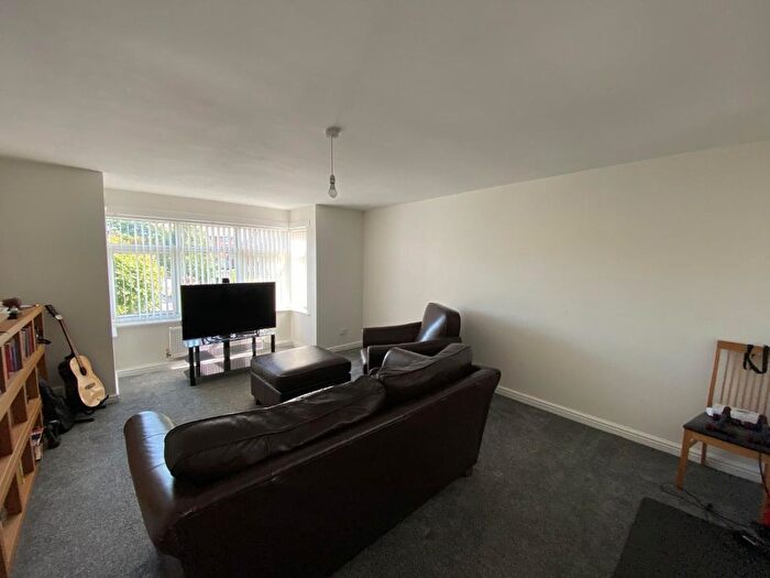 2 Bedroom Flat To Rent In Holden Road, Brighton-Le-Sands, Liverpool, L22
