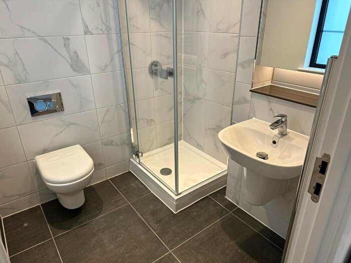 4 Bedroom Town House To Rent In Shale Lane, Manchester, Greater Manchester, M5