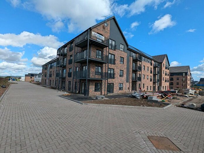 2 Bedroom Flat To Rent In Blaikie Drive, Edinburgh, EH12