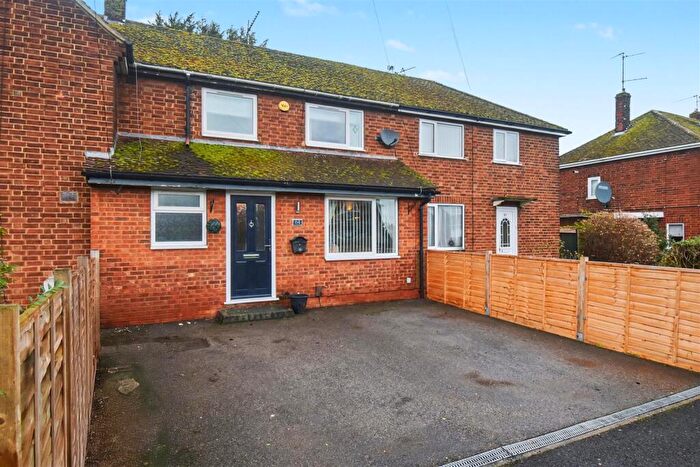 3 Bedroom Terraced House For Sale In West Glebe Road, Corby, NN17