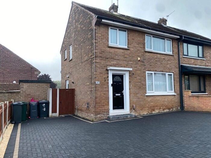3 Bedroom Semi-Detached House To Rent In Orchard Flatts Crescent, Wingfield, S61