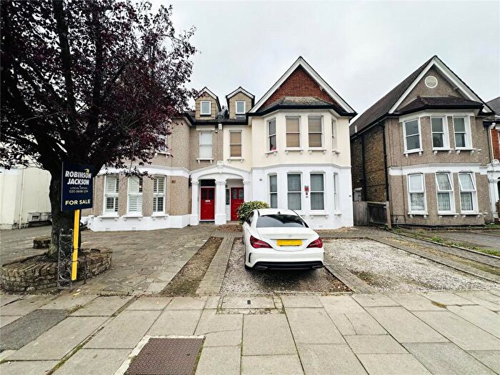 2 Bedroom Flat For Sale In Culverley Road, London, SE6