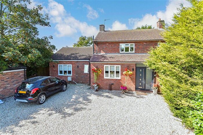 4 Bedroom Detached House For Sale In Orgarswick Avenue, Dymchurch, Kent, TN29