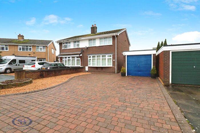 3 Bedroom Semi-Detached House For Sale In Palmerston Close, Haslington, Crewe, CW1