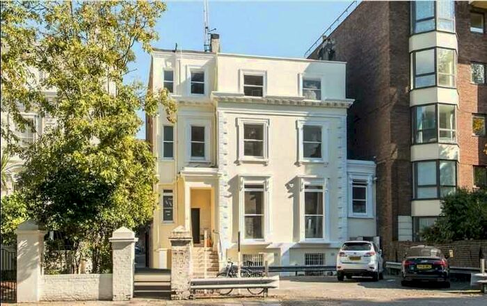 4 Bedroom Apartment To Rent In Finchley Road, London, NW8