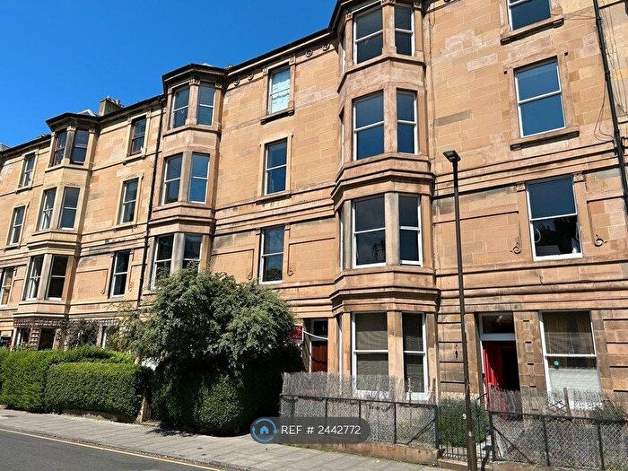 3 Bedroom Flat To Rent In Gillespie Crescent, Edinburgh, EH10