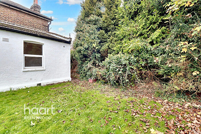 1 Bedroom Flat For Sale In Junction Road, Brentwood, CM14
