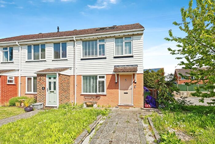 3 Bedroom End Of Terrace House For Sale In Fig Tree Walk, The Street, Eythorne, Dover, CT15