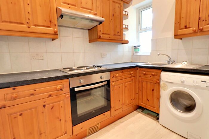 1 Bedroom Flat To Rent In Sherborne Street, Cheltenham, Gloucestershire, GL52