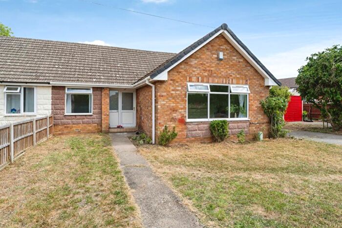 3 Bedroom Semi-Detached Bungalow For Sale In Lime Kiln Lane, Feltwell, Thetford, IP26