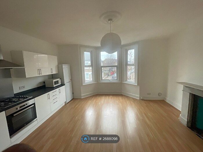 1 Bedroom Flat To Rent In Oakfield Road, Croydon, CR0