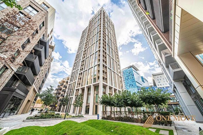 2 Bedroom Apartment To Rent In Georgette Apartments, The Silk District, E1