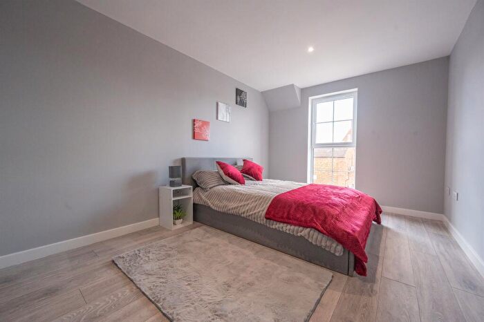 1 Bedroom Flat For Sale In Queen Street, Kettering, NN16