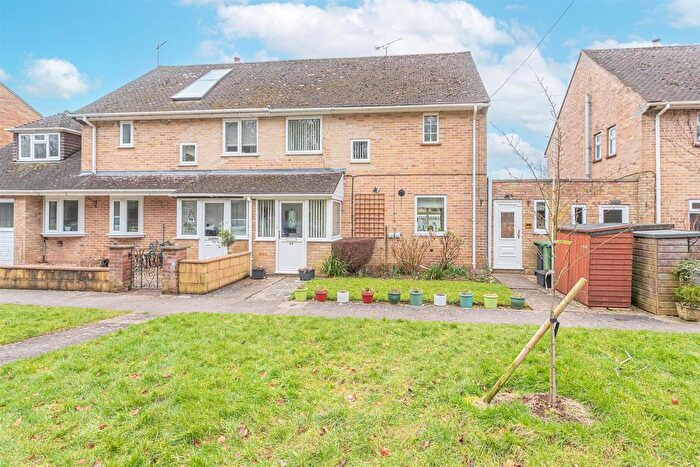 3 Bedroom Semi-Detached House For Sale In Woodlea, Colerne, Chippenham, SN14