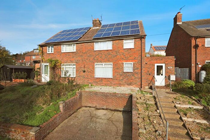 3 Bedroom Semi Detached House For Sale In Spences Lane, Lewes, BN7