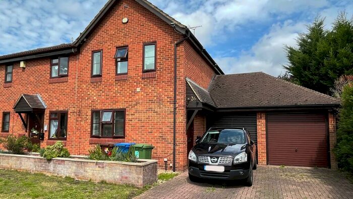 3 Bedroom Semi-Detached House To Rent In Mallowdale Road, Bracknell, Berkshire, RG12