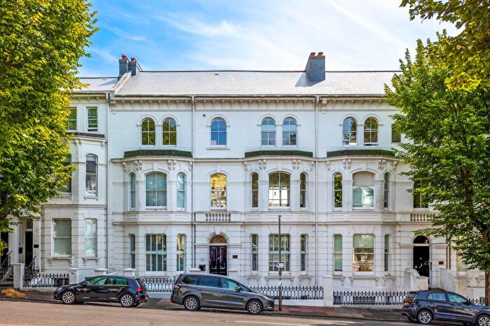 2 Bedroom Flat To Rent In Buckingham Road, Brighton, BN1