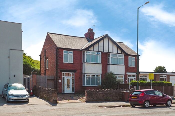 3 Bedroom Semi-Detached House For Sale In Oakdale Road, Bakersfield, Nottinghamshire, NG3