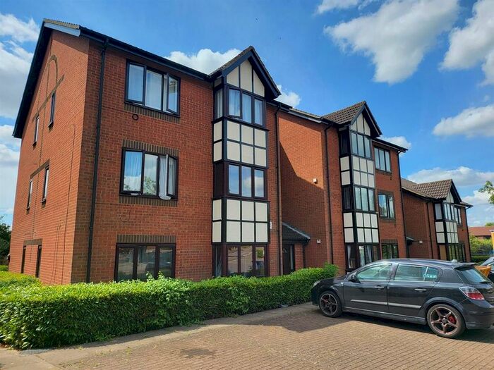 1 Bedroom Flat To Rent In Tenterden Crescent, Kents Hill, Milton Keynes, MK7