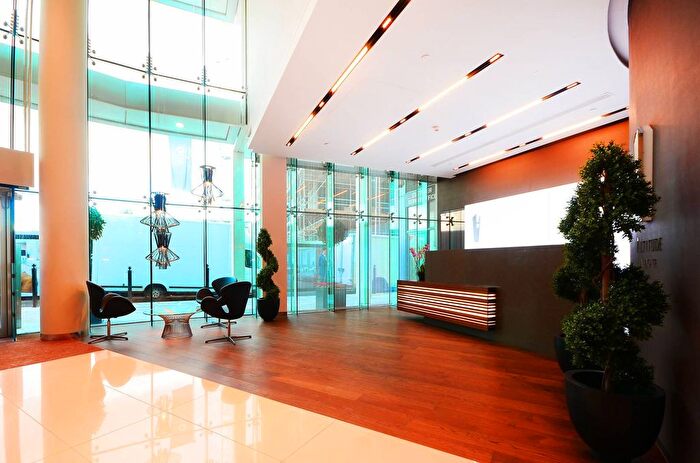 1 Bedroom Flat To Rent In Altitude Point, Aldgate, London, E1