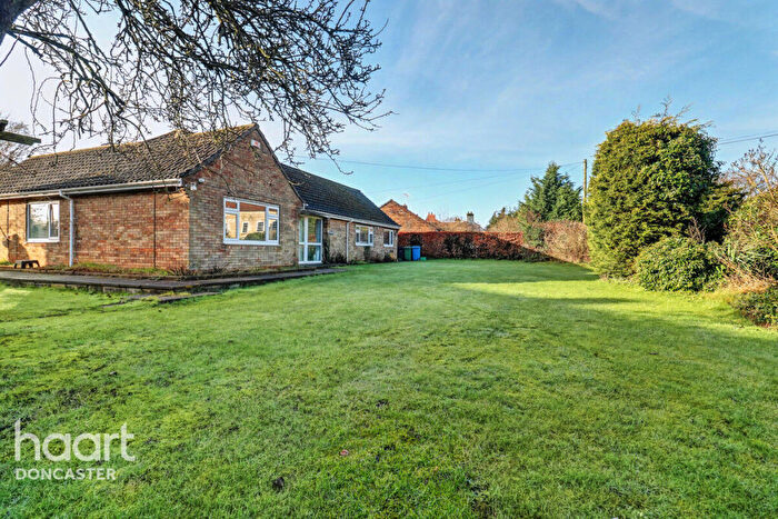 3 Bedroom Detached Bungalow For Sale In High Street, Misterton, Doncaster, DN10