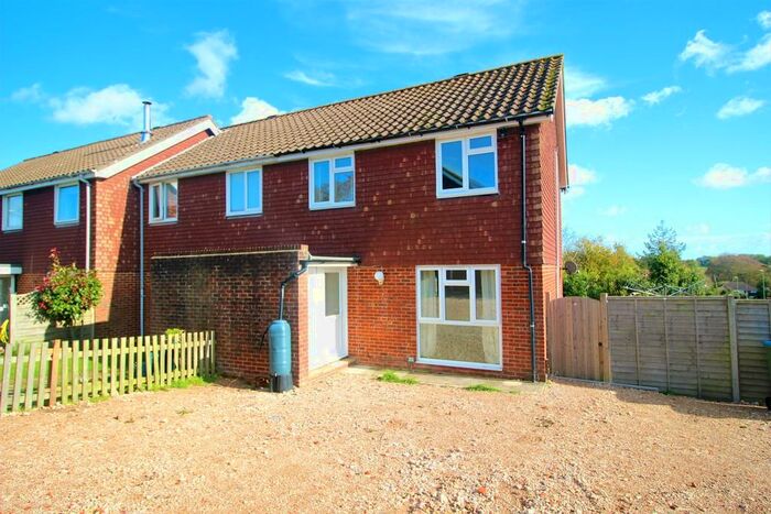 3 Bedroom End Of Terrace House To Rent In Garstons Close, Titchfield Fareham., PO14