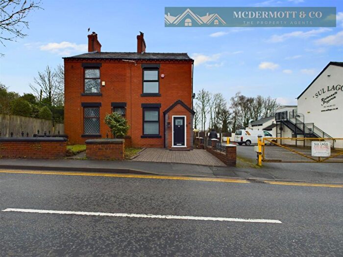 3 Bedroom Semi-Detached House For Sale In Crime View, Daisy Nook Failsworth, OL8