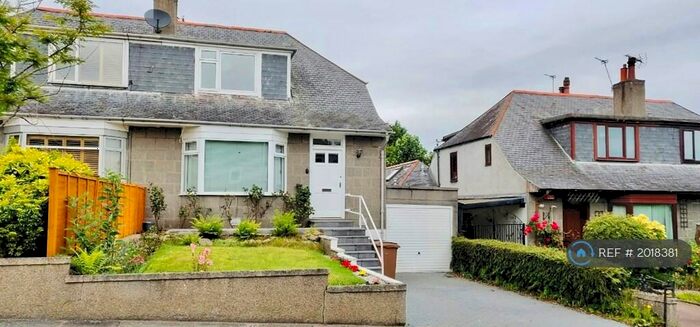 3 Bedroom Semi-Detached House To Rent In Broomhill Avenue, Aberdeen, AB10
