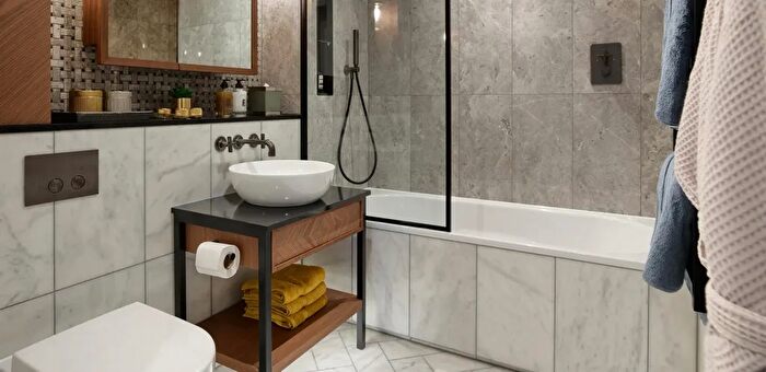 1 Bedroom Flat For Sale In Arrival Square, London, E1W